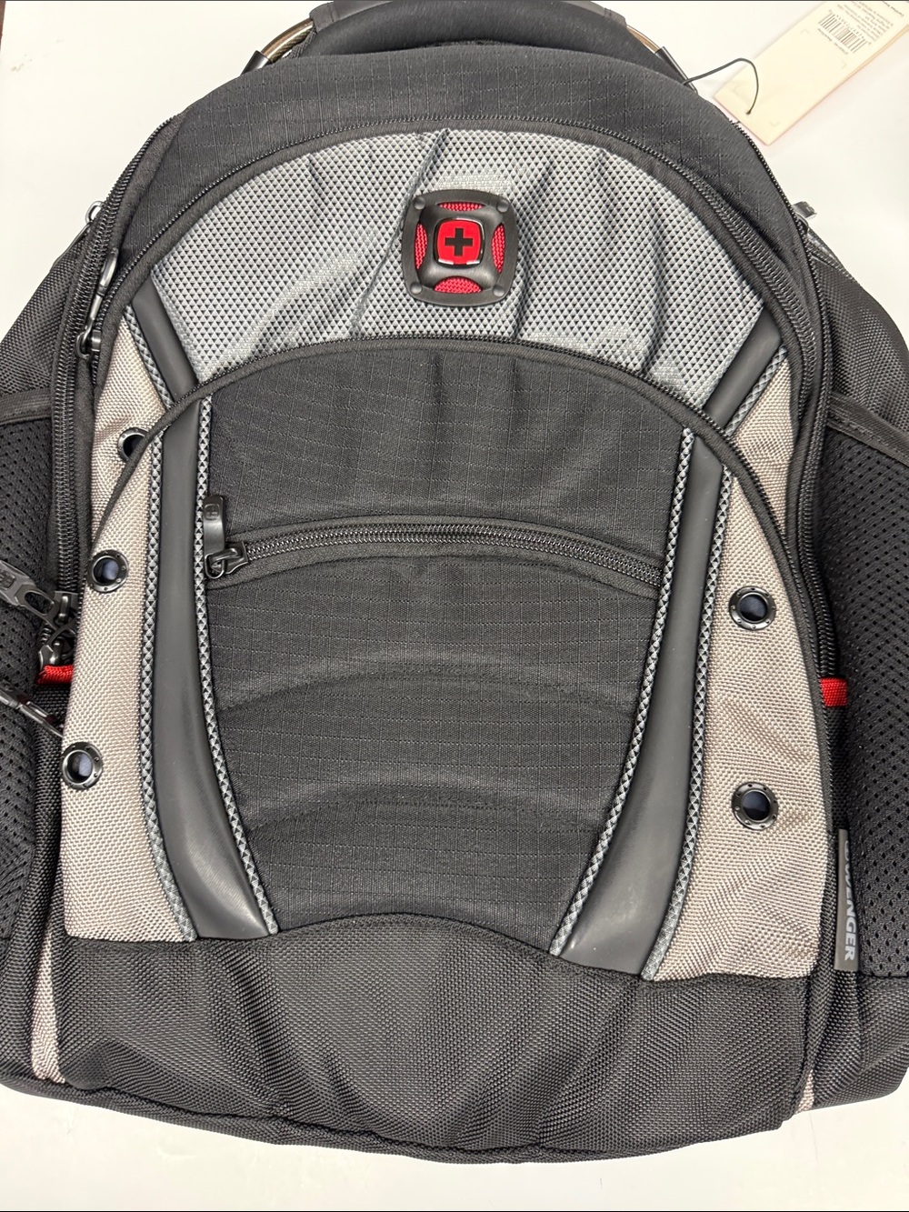NEW Swiss Red Cross Synergy 16 inch Laptop Backpack